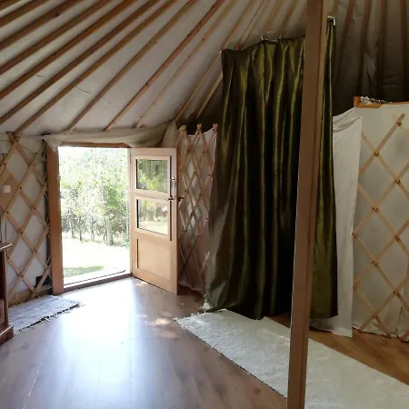 Luxury tent Panorama Jurta 2*